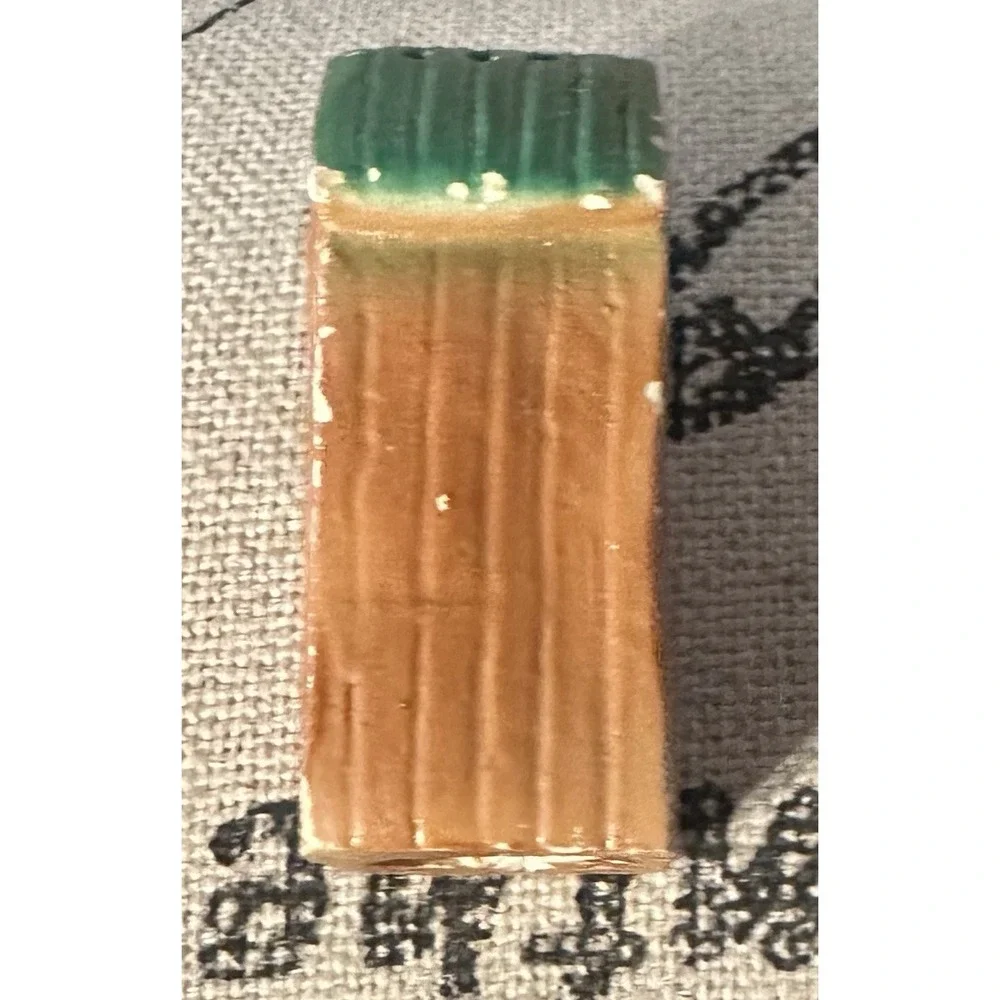 Salt OR Pepper Shaker Novelty Outhouse Shape - Only One Shaker